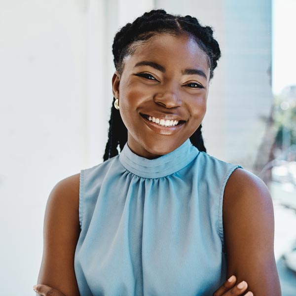 smiling young woman in Scottsdale, AZ